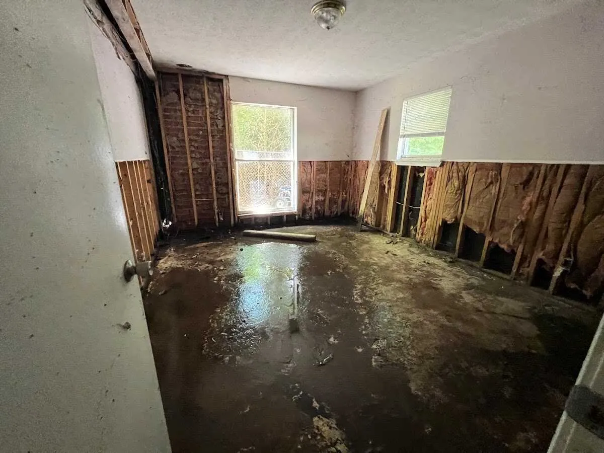 Water Damage Restoration services in Bondurant, IA